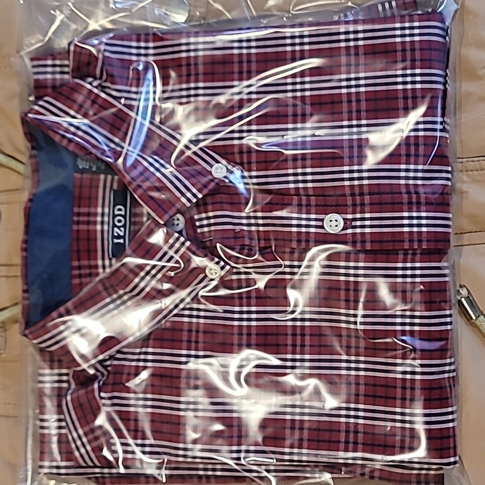 IZOD ~ Red White & Blue Plaid Long Sleeve Button down Shirt - Picture 12 of 12